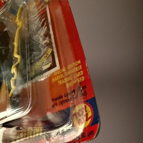 Vintage 1992 ToyBiz Uncanny X-Men Power Glow Storm Black Outfit Figure Sealed C1 - Picture 7 of 8